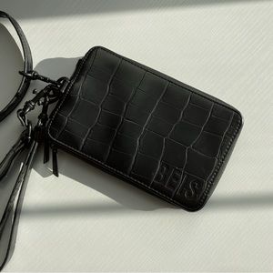 BEIS Travel Wallet / Crossbody, Black